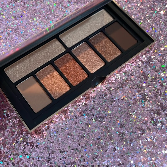 Smashbox Other - NWOB Smash is x Vlada Petal Metal Eye Shadow Palette